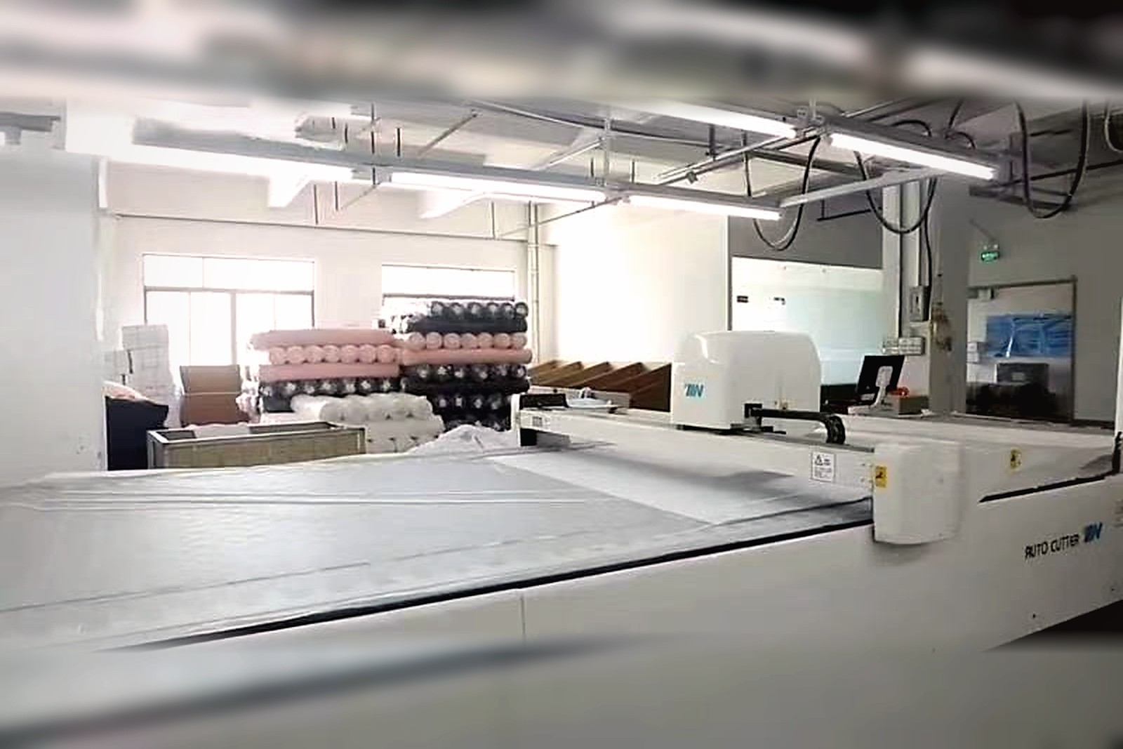 Bulk fabric cutting preparation